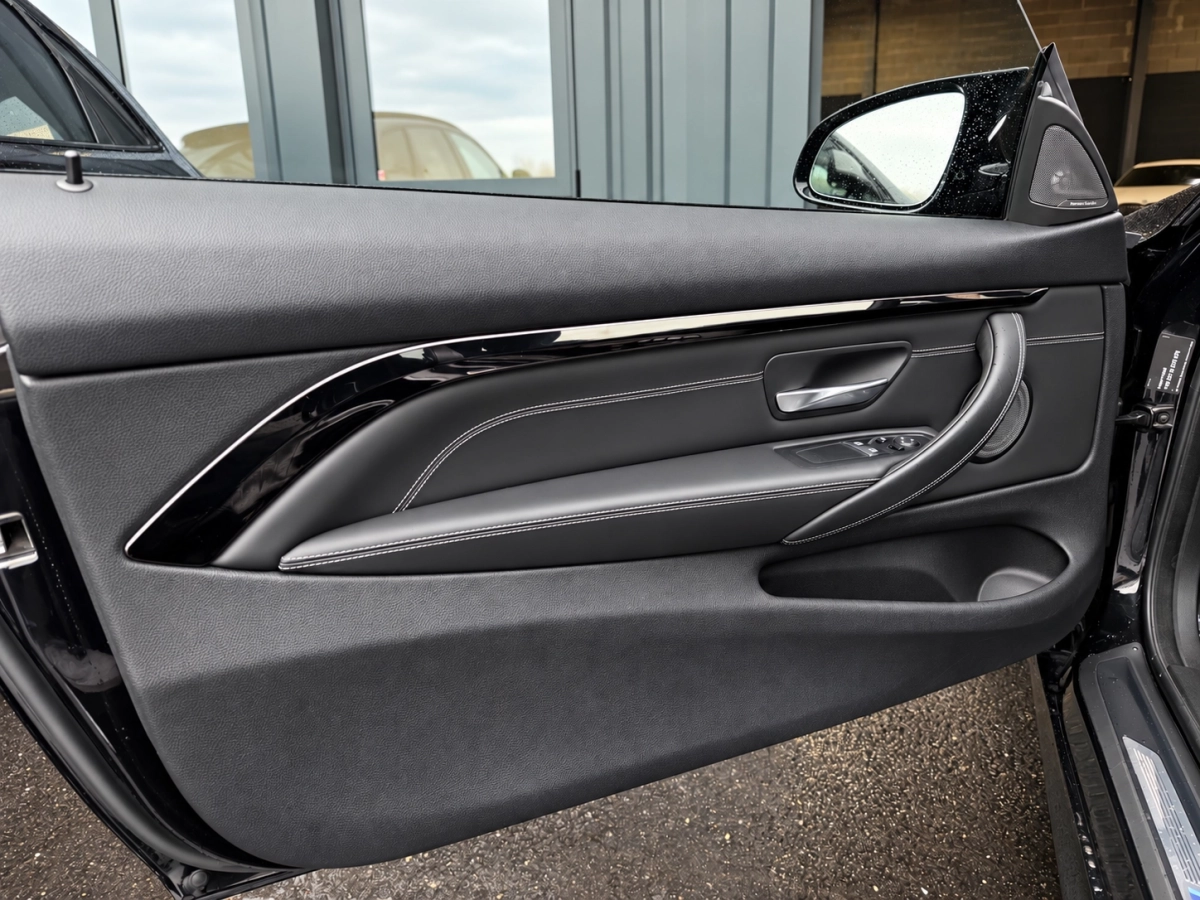 Bmw M4 - photo 22