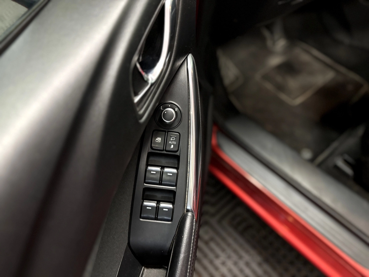 Mazda 6 - photo 26
