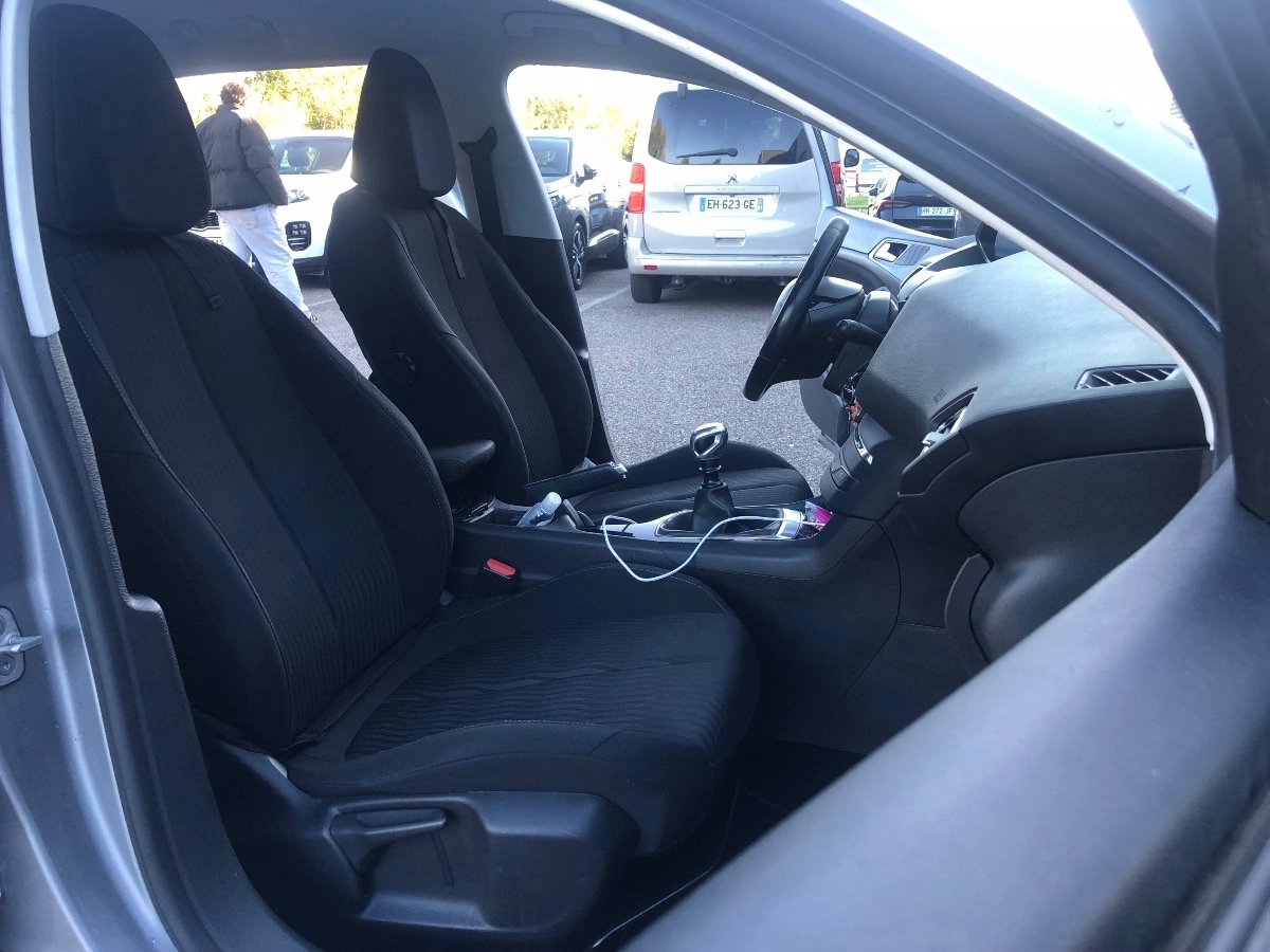 Peugeot 308 - photo 19
