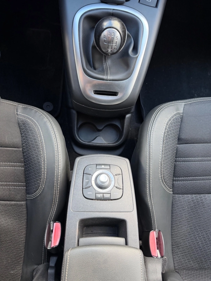 Renault Grand Scenic - photo 26
