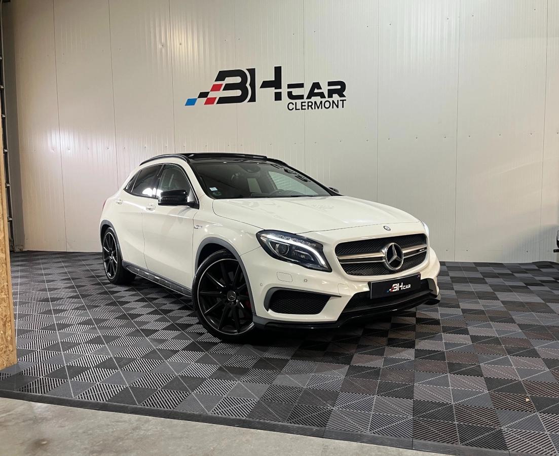 Image: Mercedes Classe Gla 45 AMG 2.0 360 cv 4MATIC SPEEDSHIFT-DCT BVA / Toit ouvrant / Harman Kardon