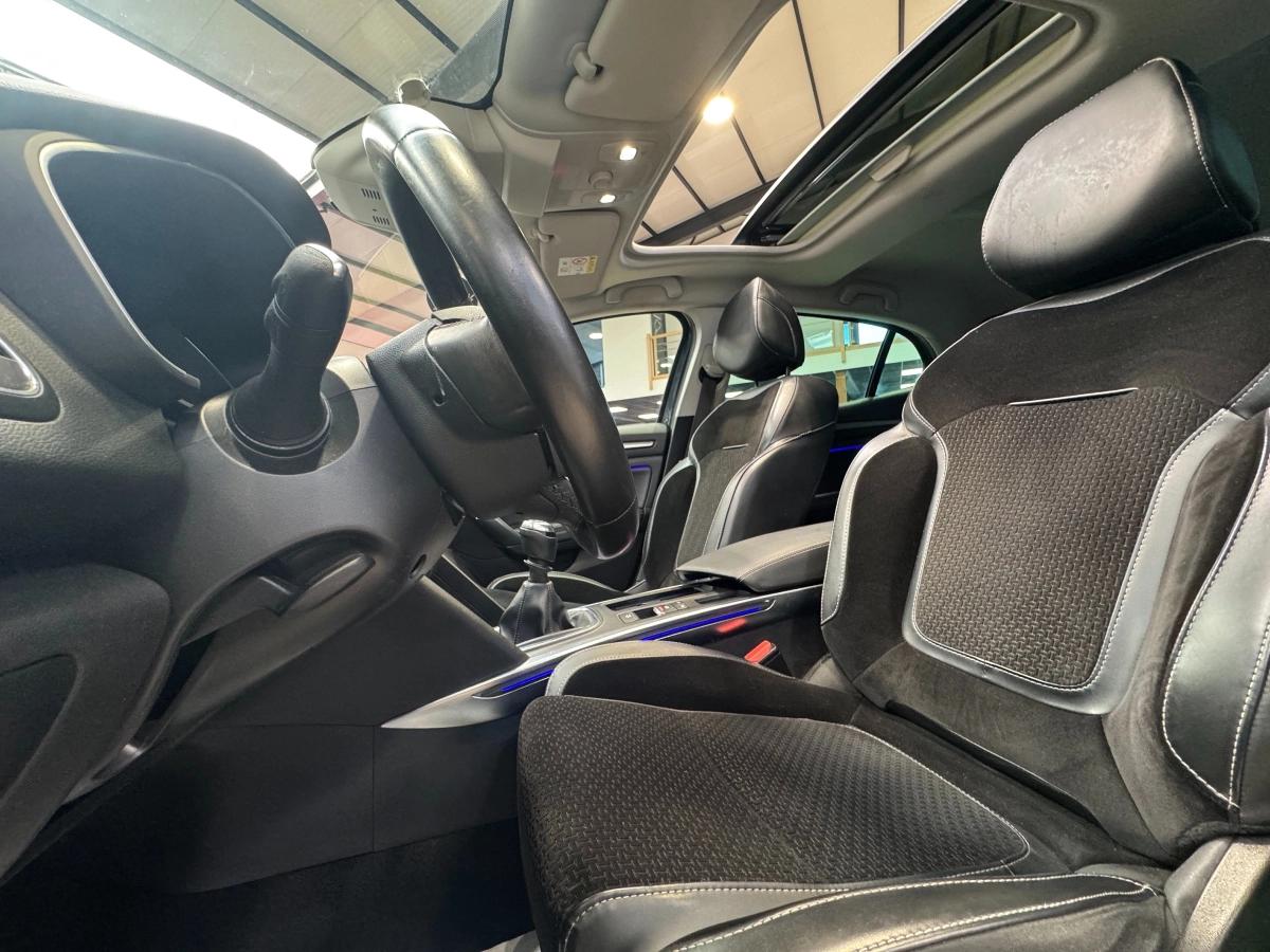 Renault Megane 1.3 TCE 140 GT LINE