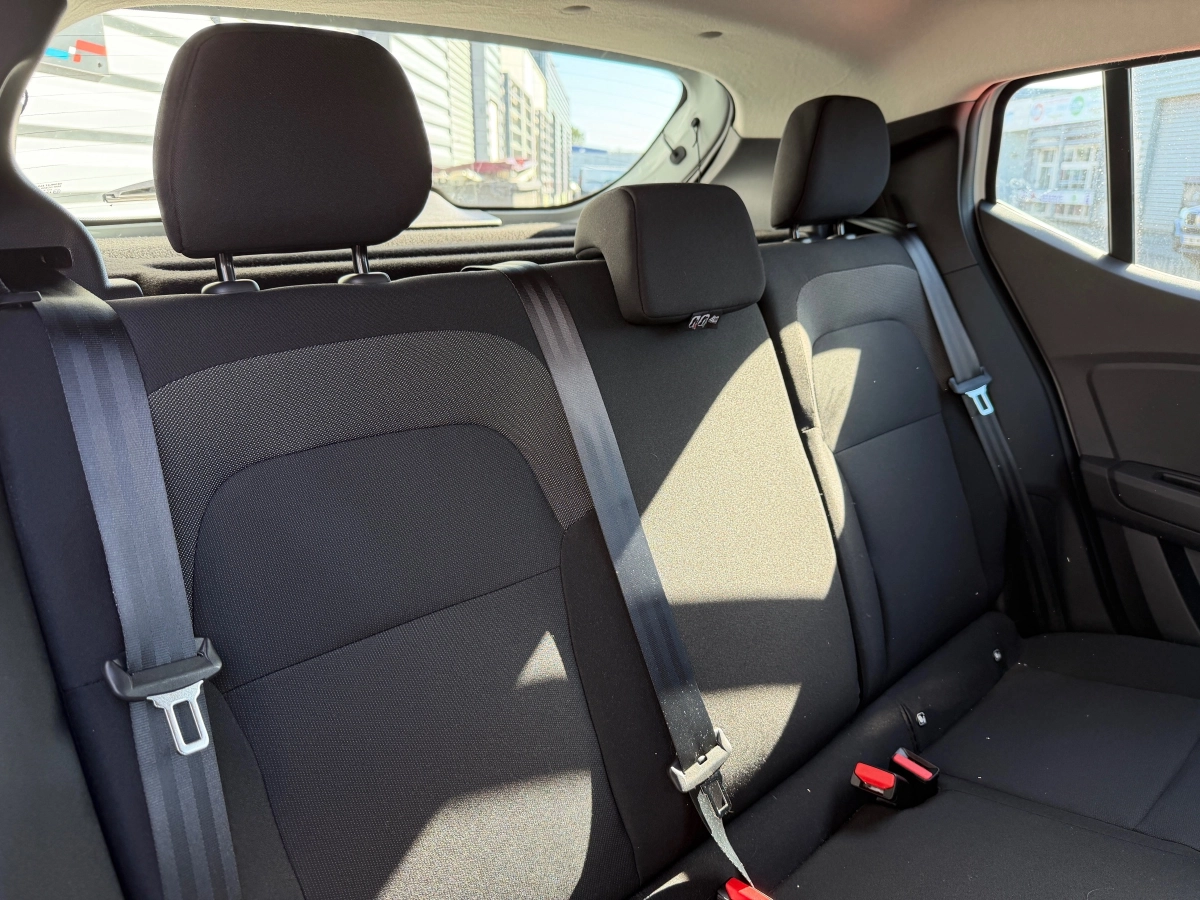 Dacia Sandero - photo 11