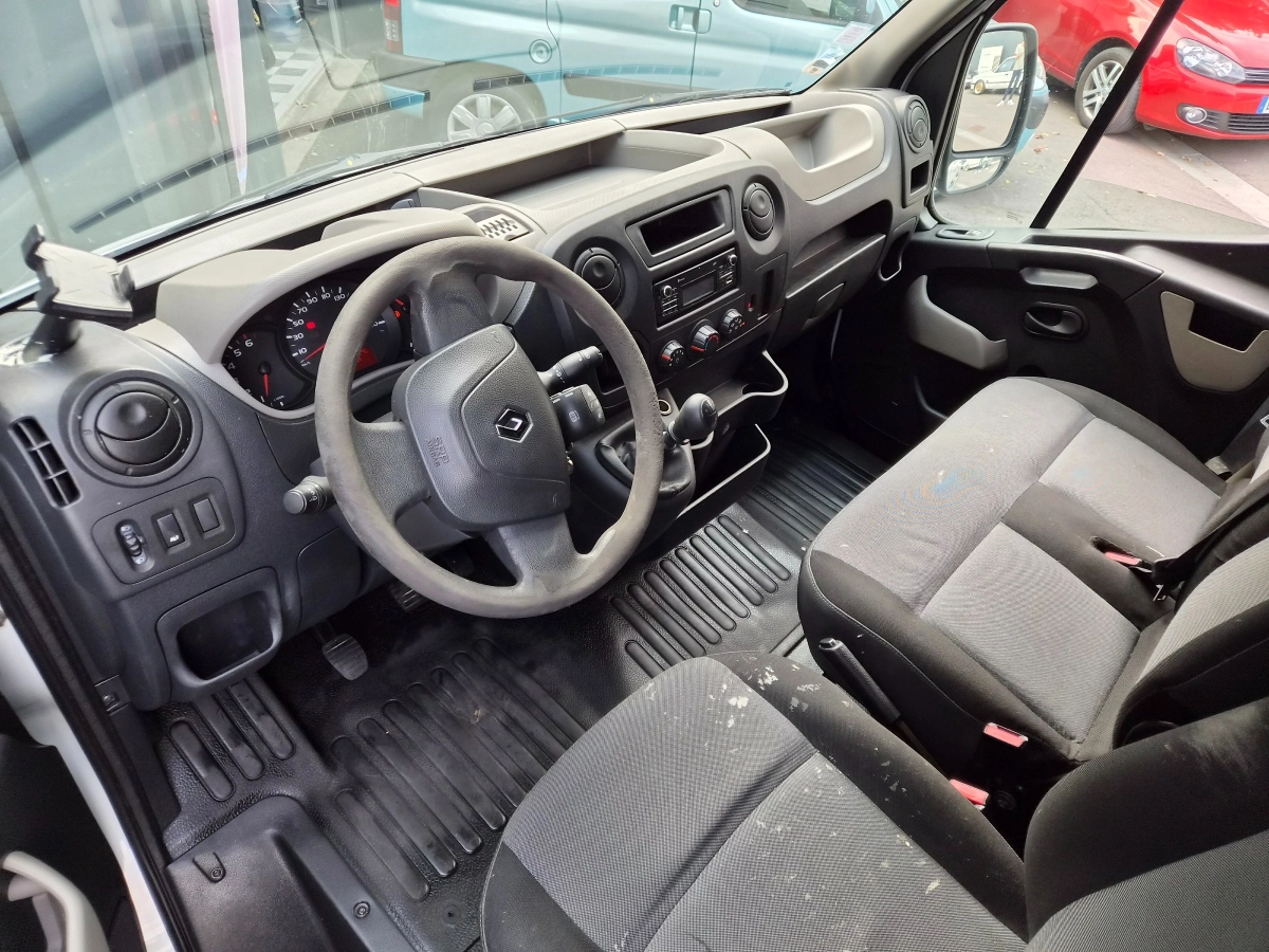 Renault Master Vu - photo 6