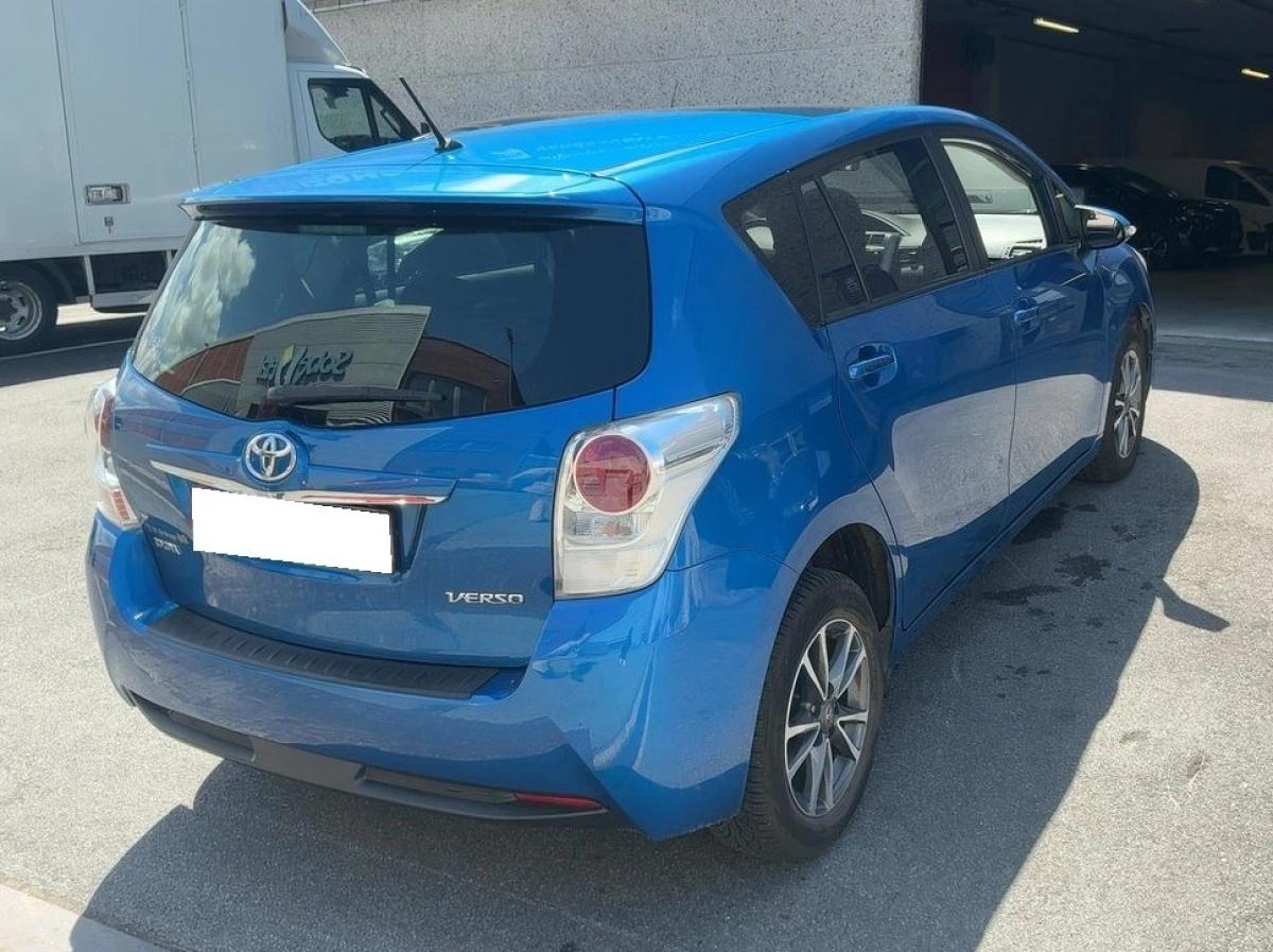 Toyota Verso 1.6 VVTi 132 Skyview Connect