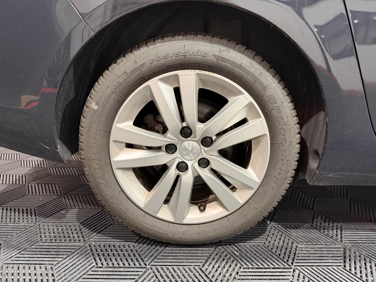 Peugeot 308 - photo 9
