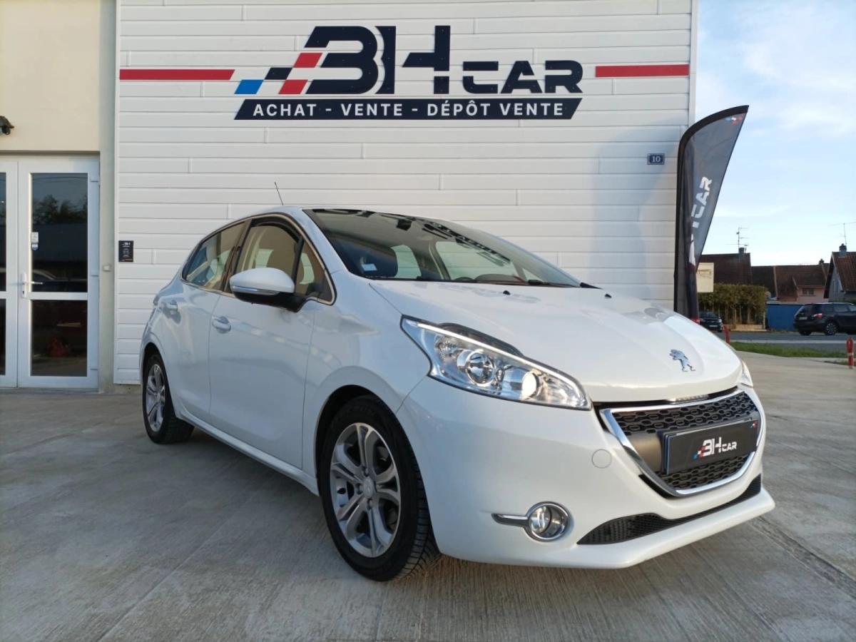 Image: Peugeot 208 1.6 E-HDI 90CH ALLURE S&S