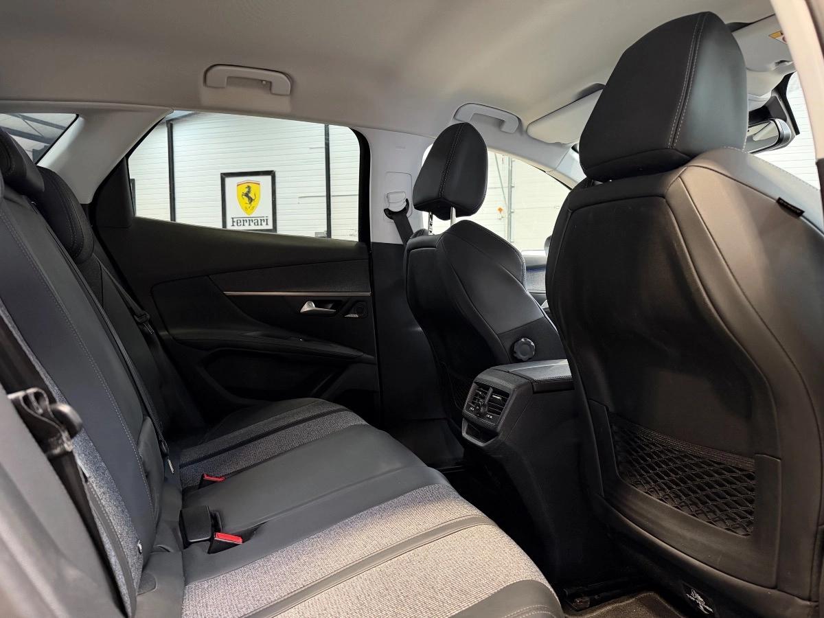 PEUGEOT 3008 (II) 1.2  EAT8 S&S 130CH - 1ERE MAIN - ENTRETIENS CONSTRUCTEUR