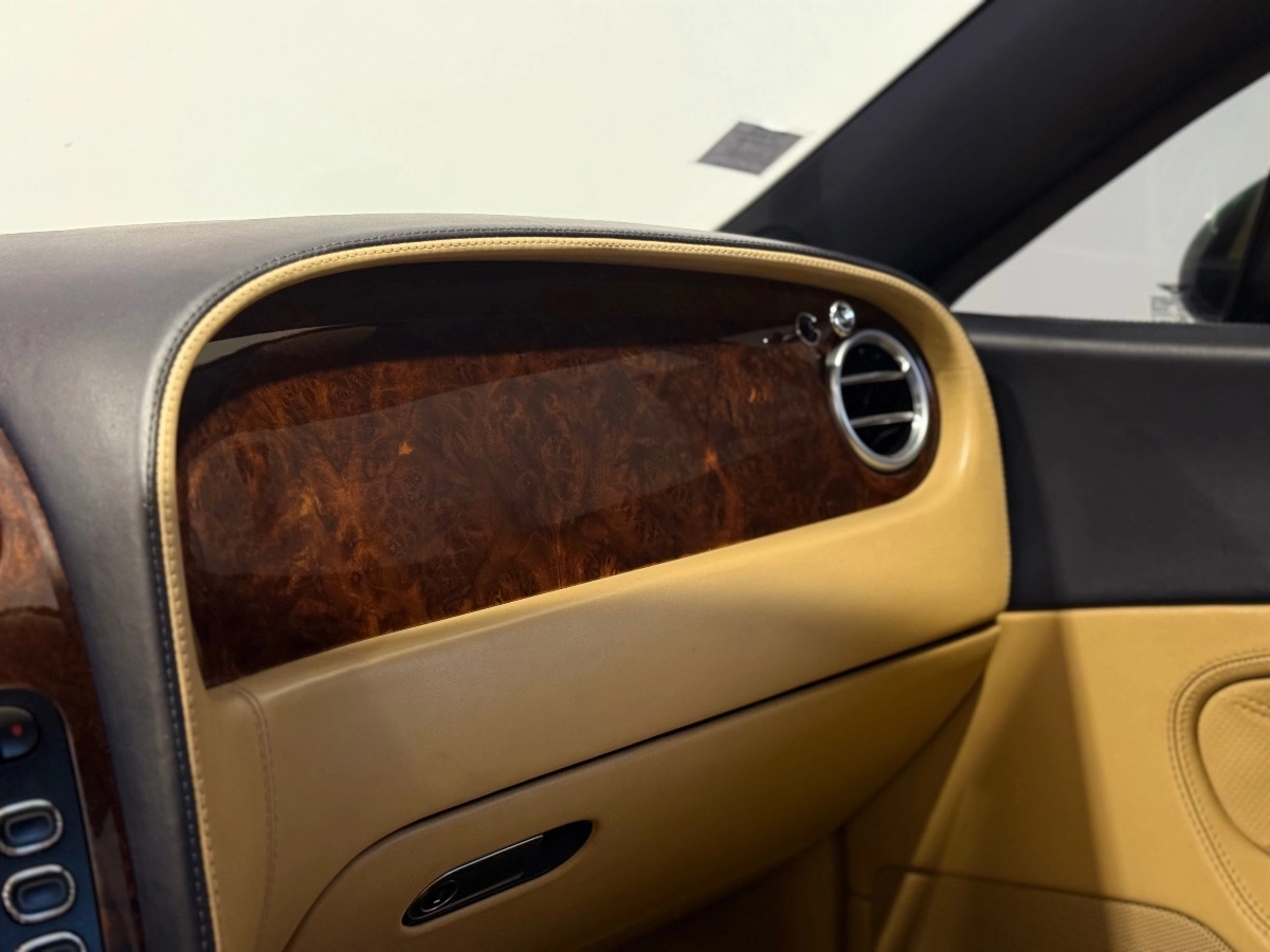 Bentley Continental - photo 24