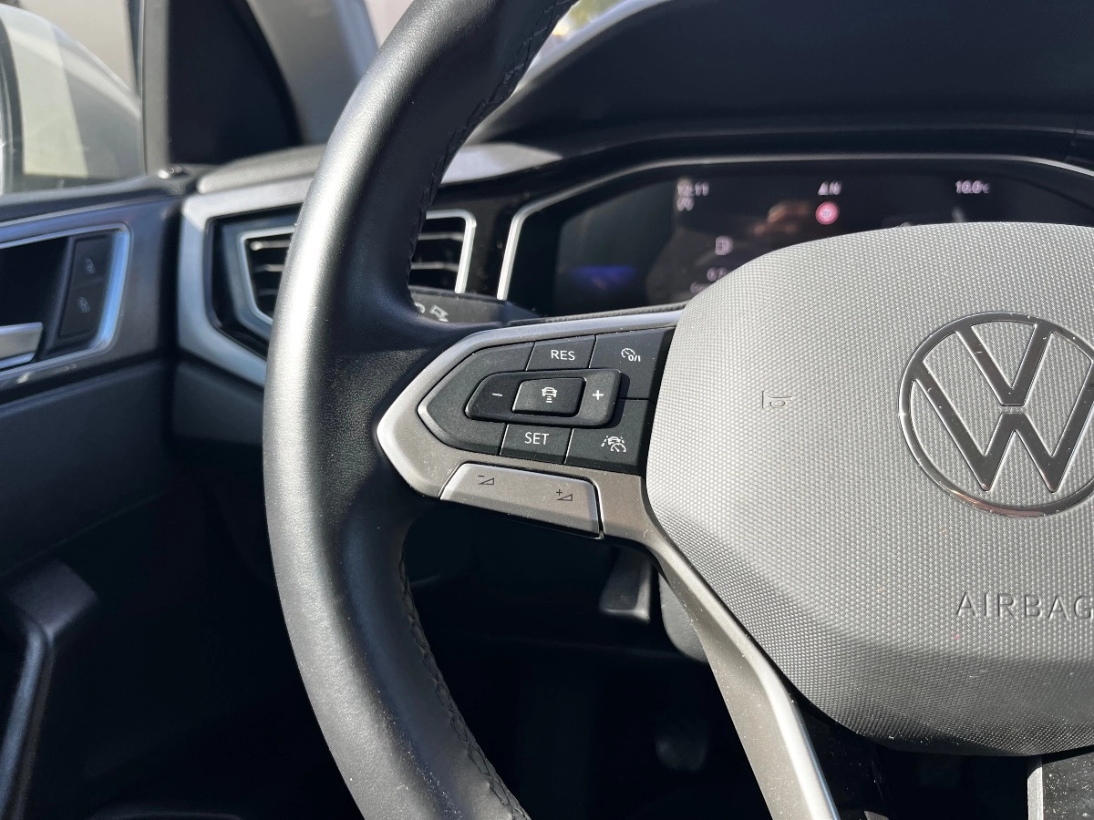 Volkswagen Polo - photo 10