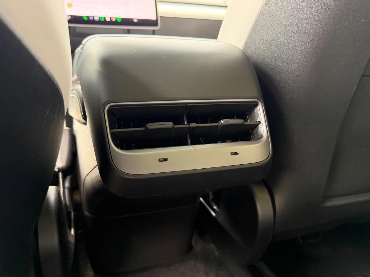 Tesla Model-y 300 Autonomie Standard RWD 60 KWH 2022