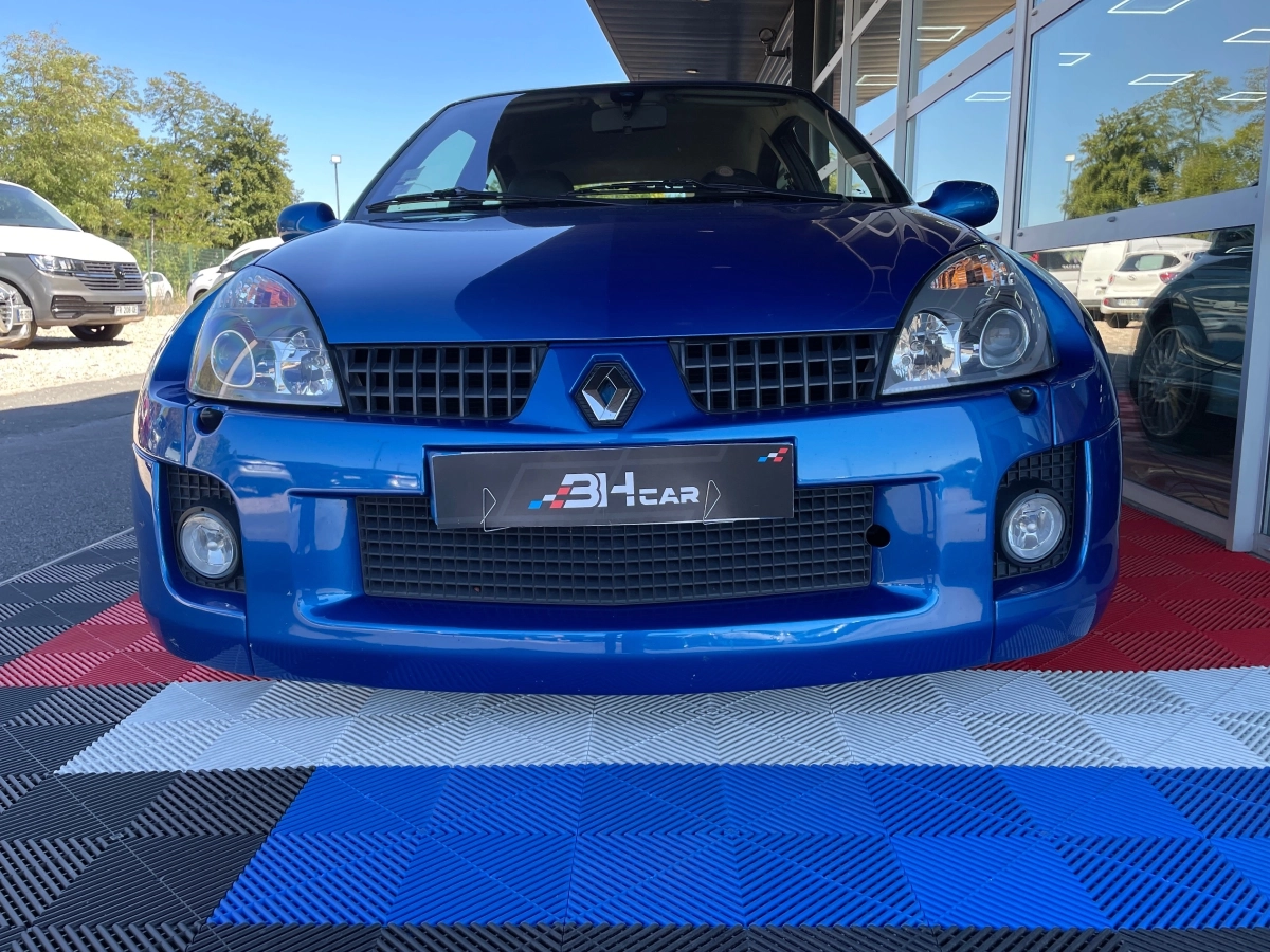 Renault Clio - photo 24