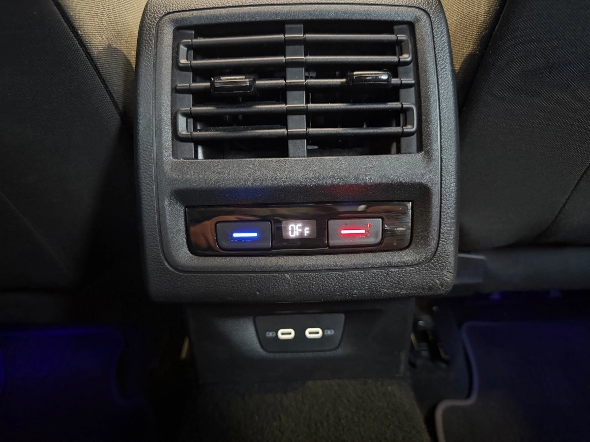 Volkswagen Golf - photo 19