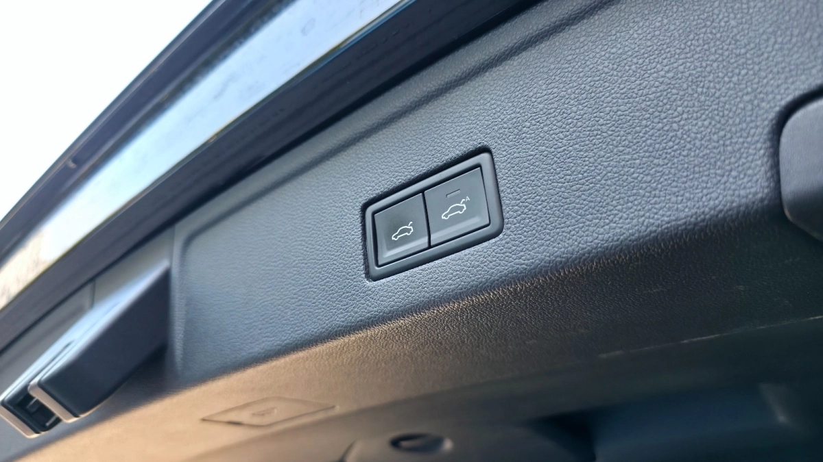 Volkswagen Touareg - photo 44