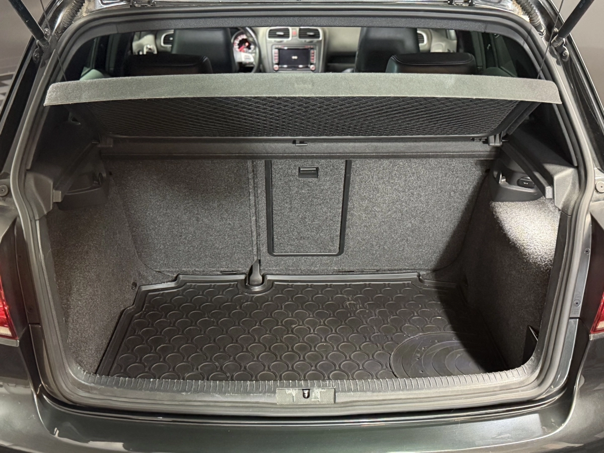 Volkswagen Golf - photo 24