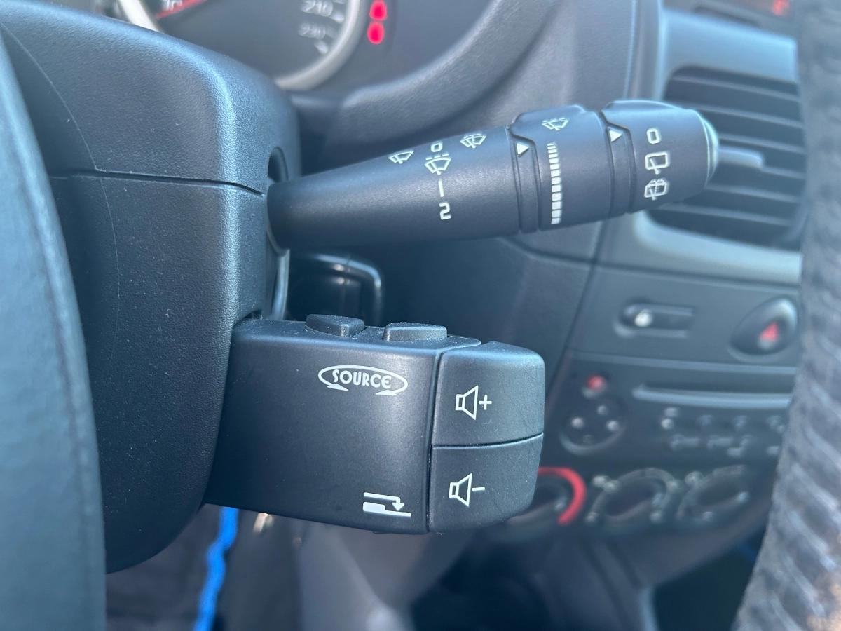 Renault Clio CAMPUS 1.2 75