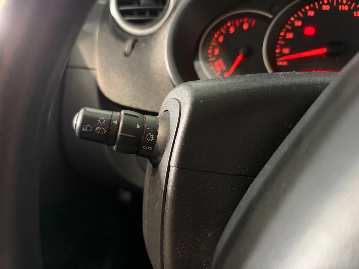 Renault Kangoo Express - photo 16