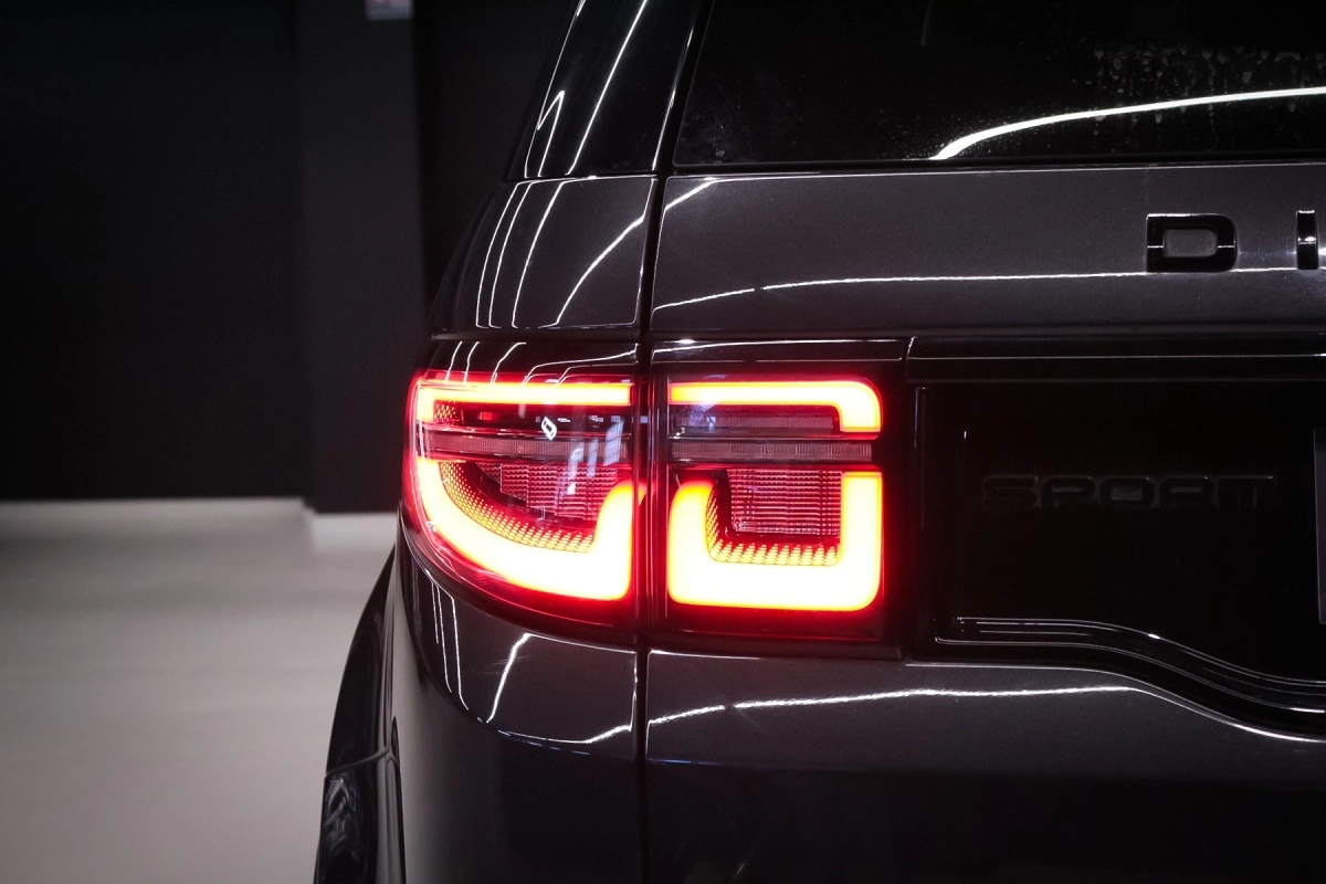 Land Rover Discovery Sport - photo 8