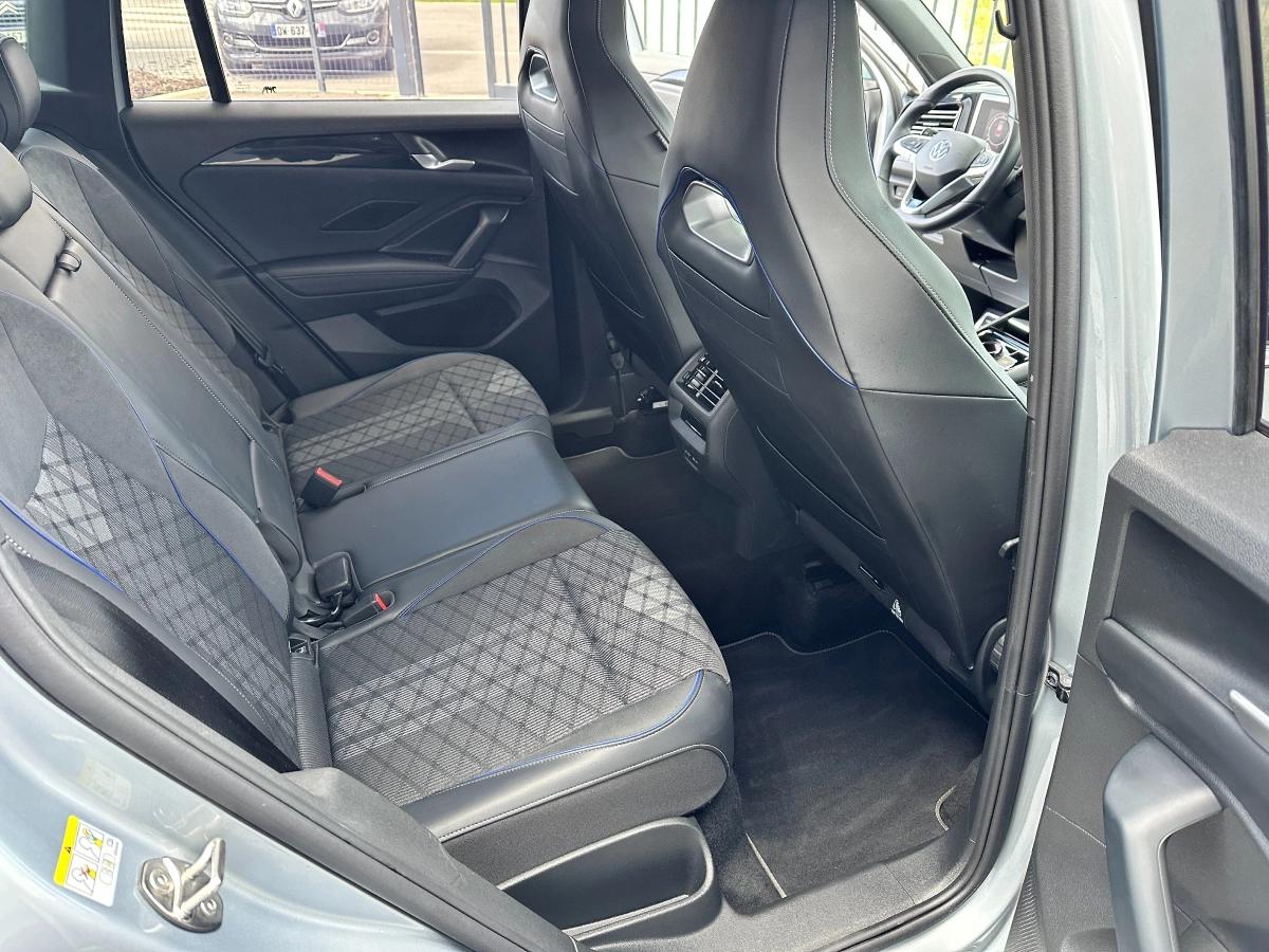 Volkswagen Tiguan 2.0 TDI 150 R-LINE DSG BVA