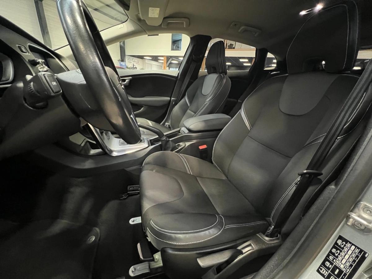 Volvo V40 II (2) 2.0 D4 190 INSCRIPTION BVM6