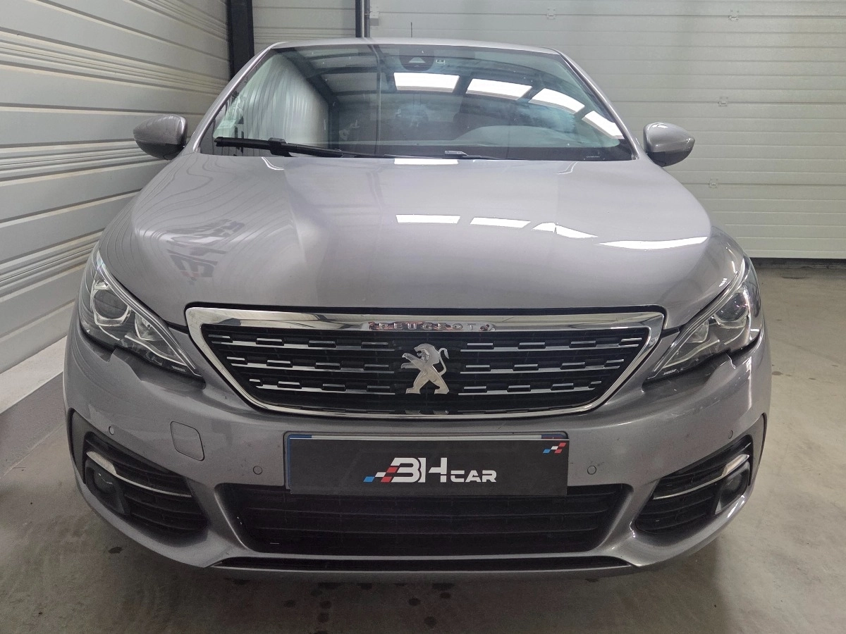Peugeot 308 - photo 2
