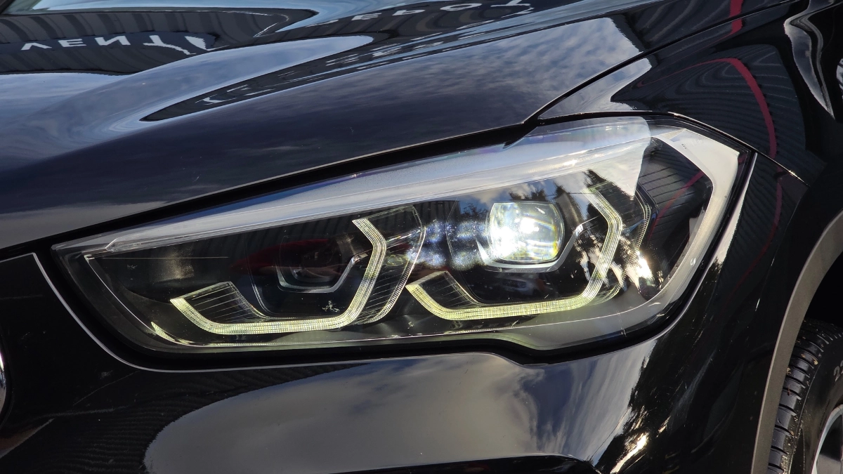 Bmw X1 - photo 9