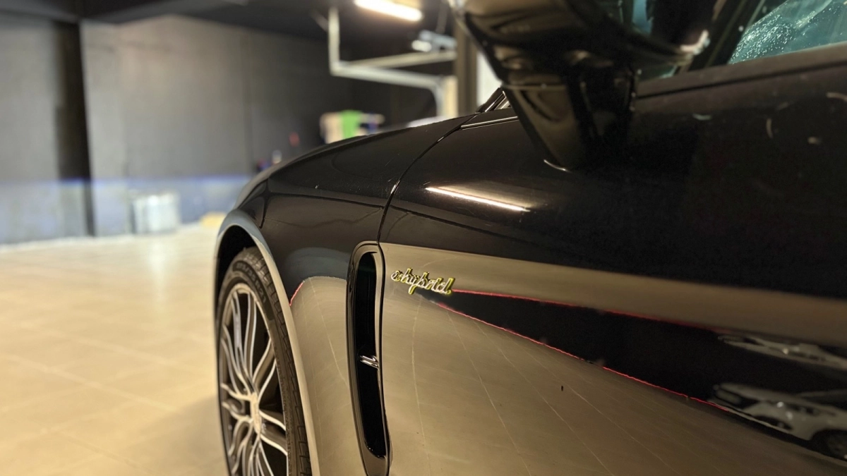 Porsche Panamera - photo 8