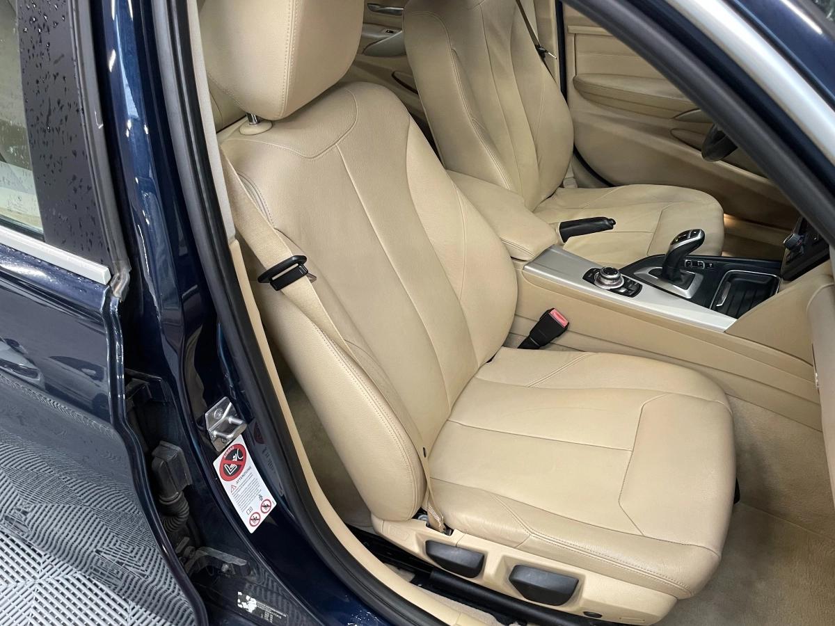 Aperçu indisponible de Bmw Série 3