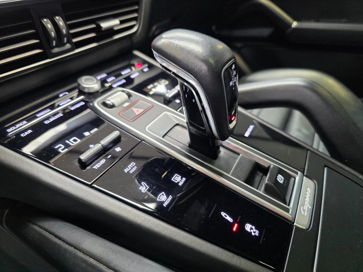 Porsche Cayenne COUPE 3.0 E-HYBRID 462H 340 PHEV 14.1KWH BVA