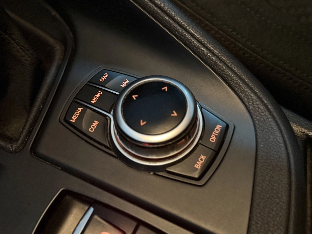 Bmw X1 - photo 17