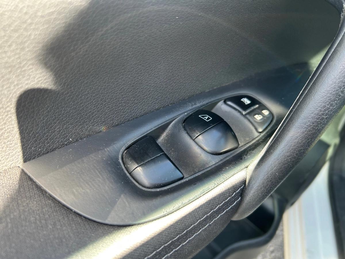 Nissan Qashqai GENERATION-II 1.2 DIGT 115 N-CONNECTA 2WD