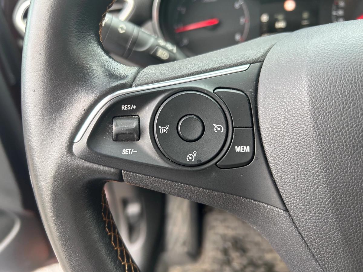 Opel Crossland X 1.2 T 130 ULTIMATE