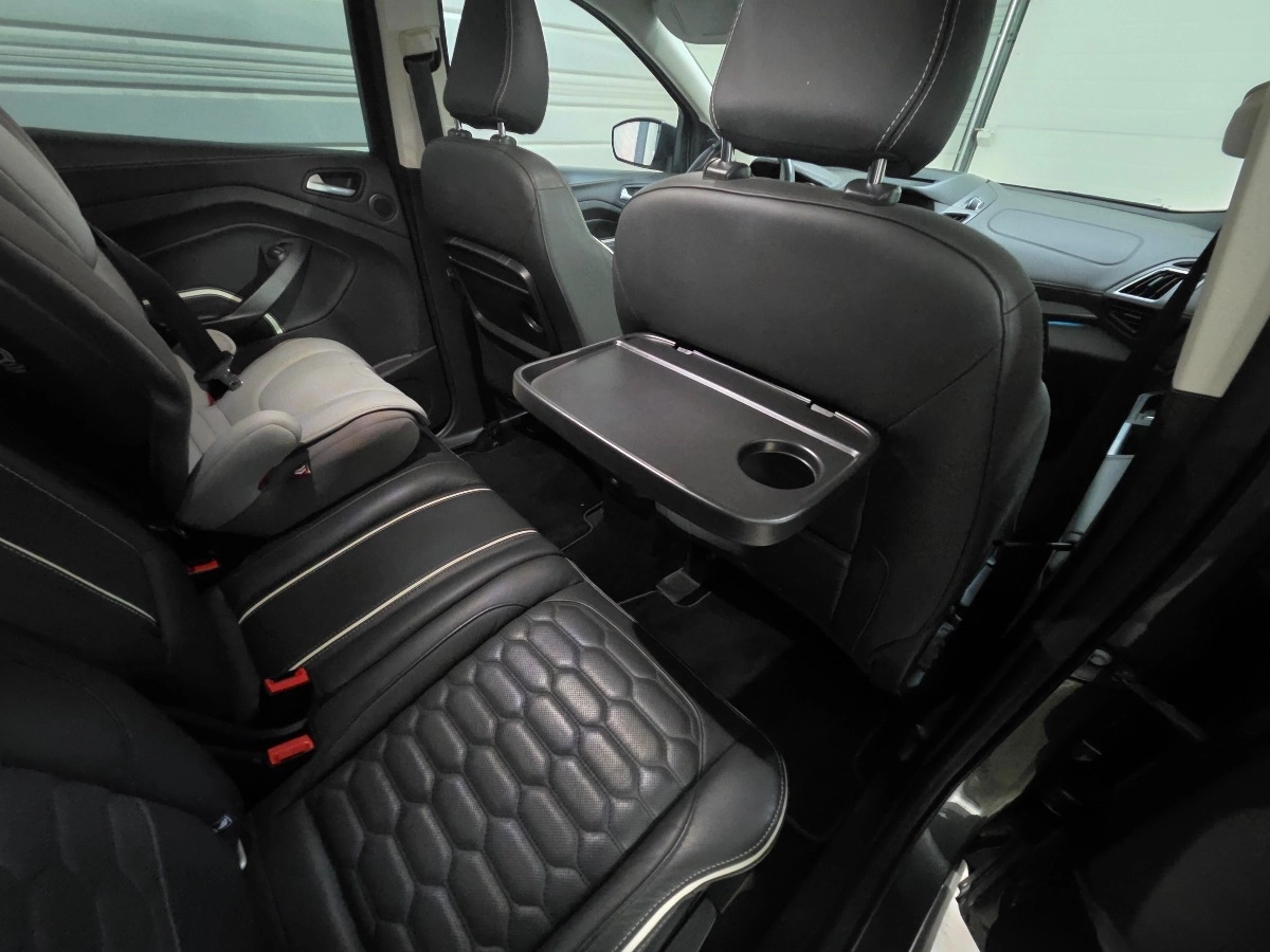 Ford Kuga - photo 11