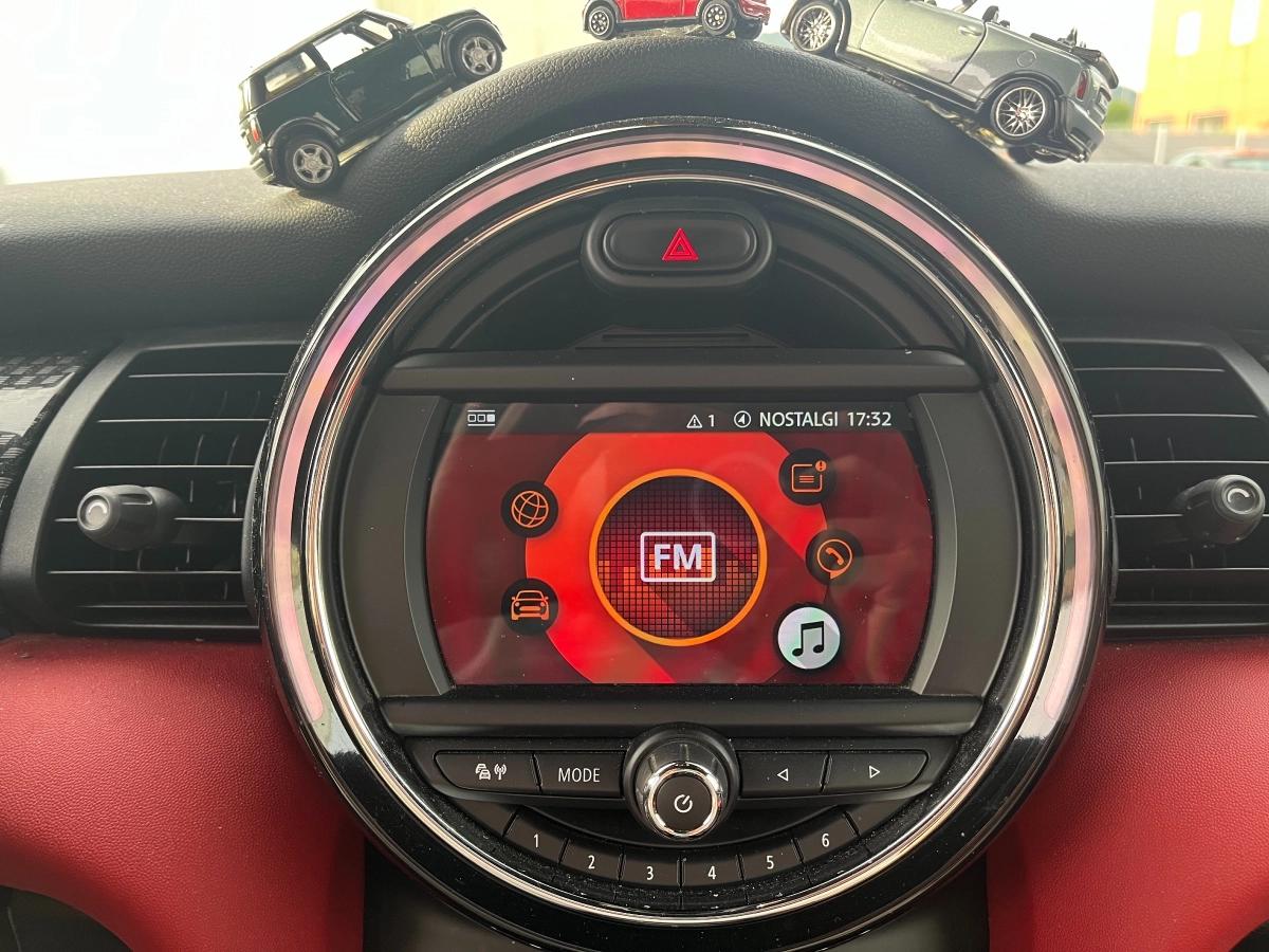 Mini Mini 2.0 230 JOHN COOPER WORKS