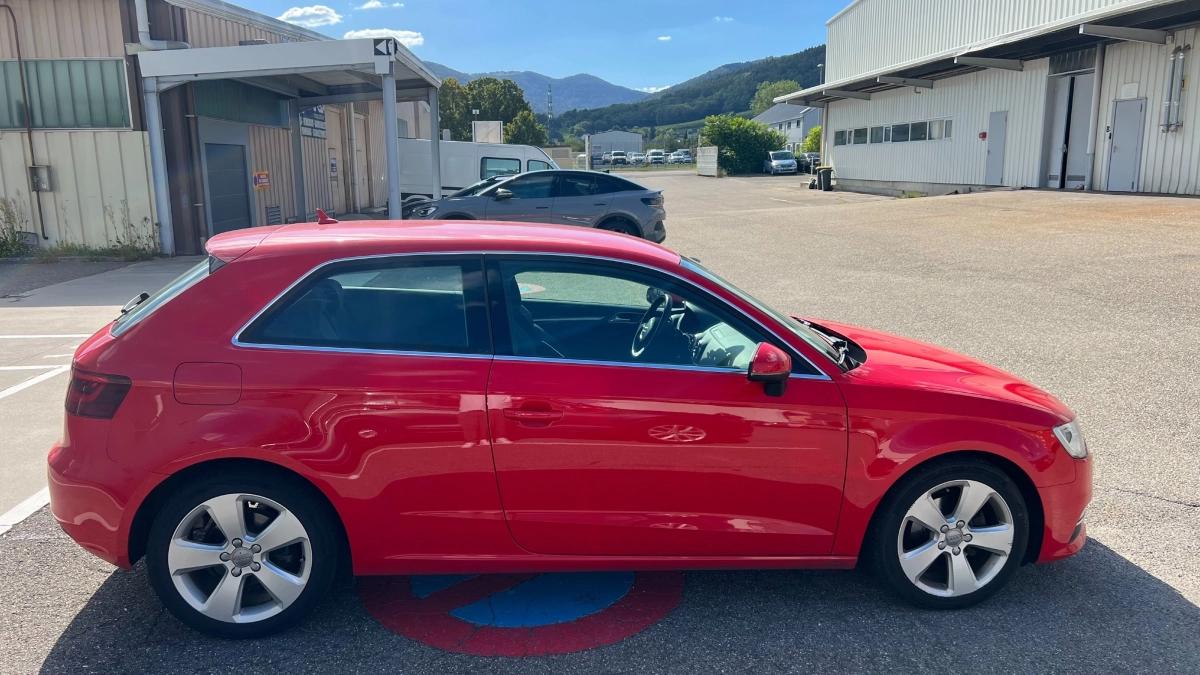 Audi A3 2.0 TDI 140 AMBITION START-STOP