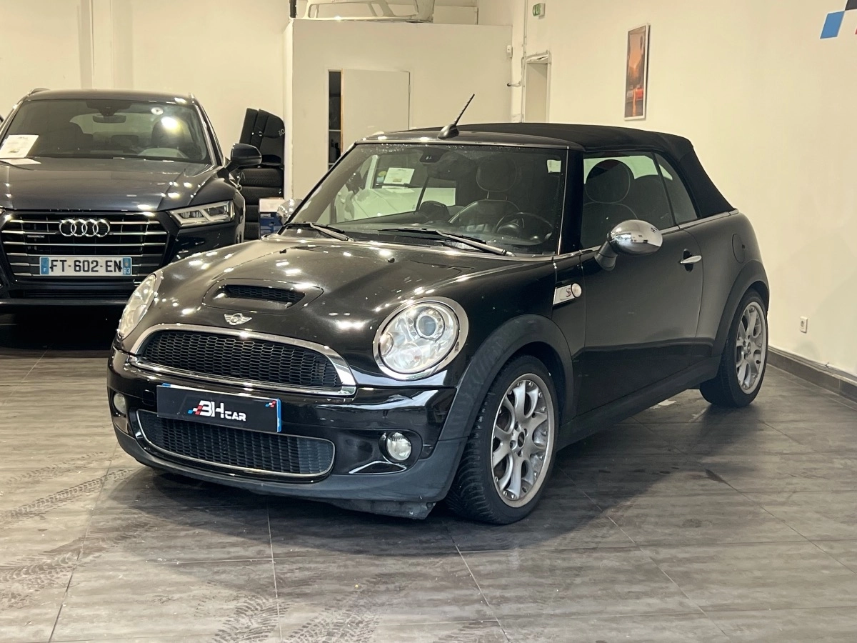 Mini Cabrio - photo 4