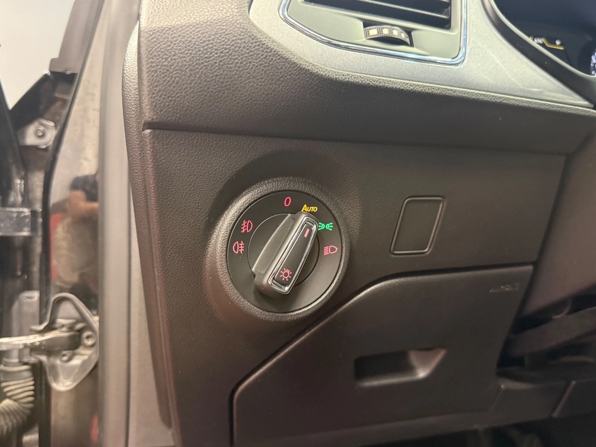 Seat Leon - photo 20