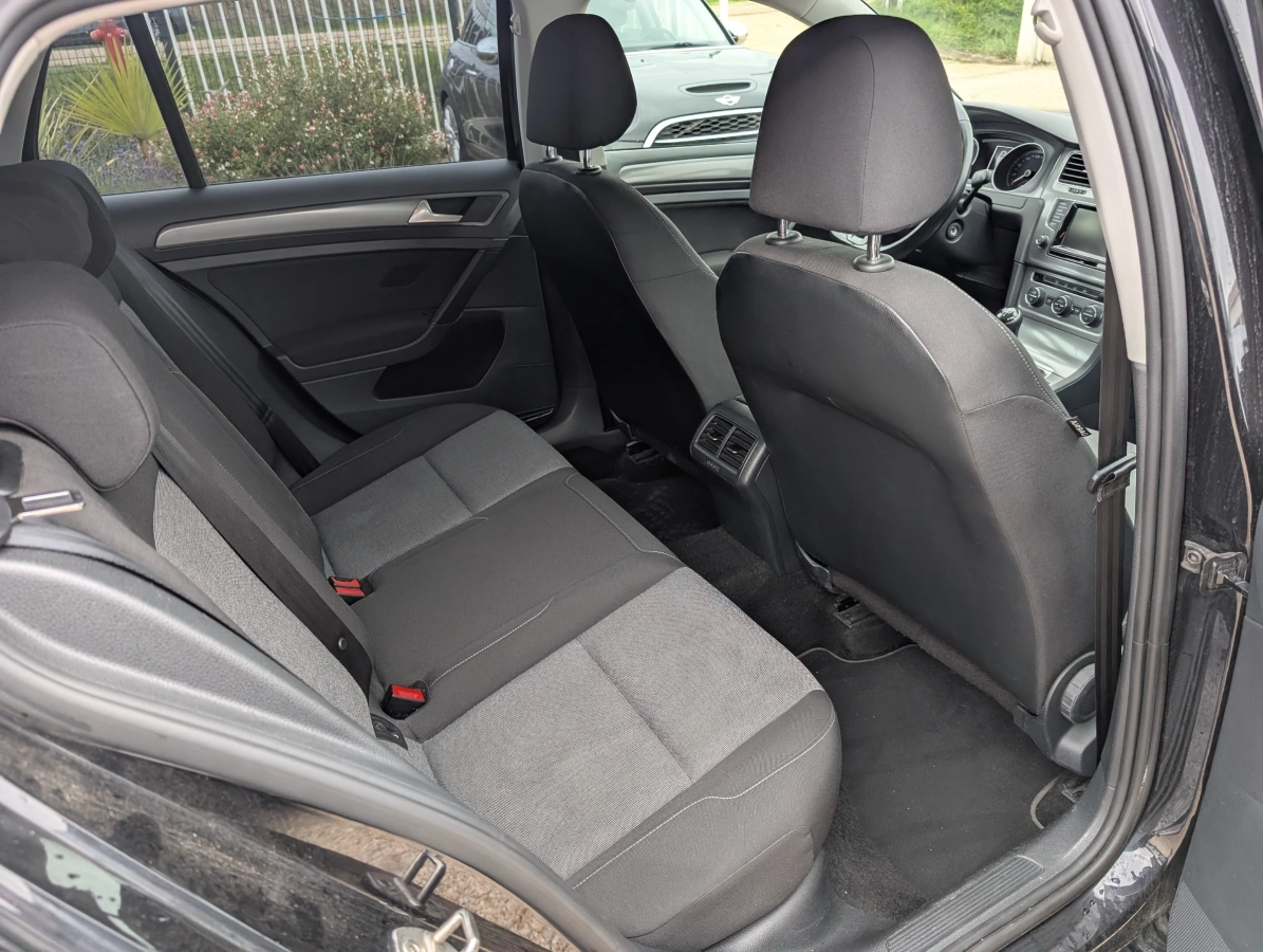 Volkswagen Golf - photo 12