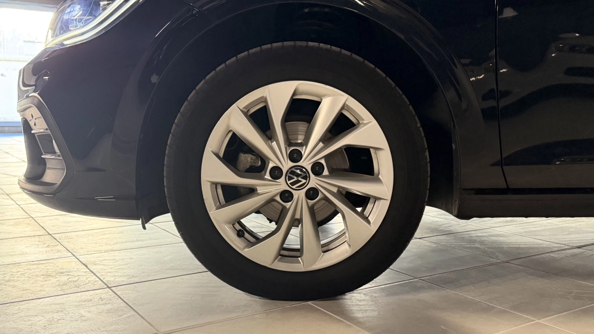 Volkswagen Polo - photo 11