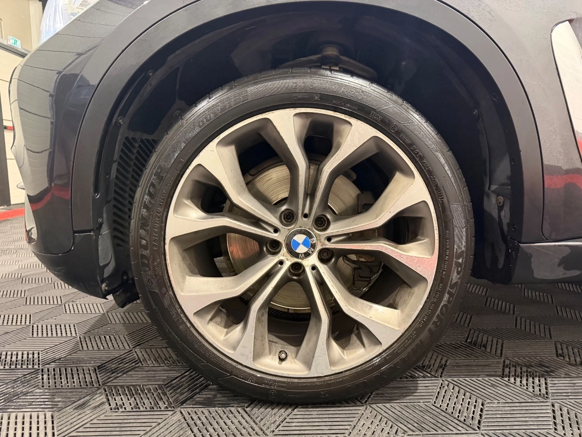 Bmw X6 - photo 11