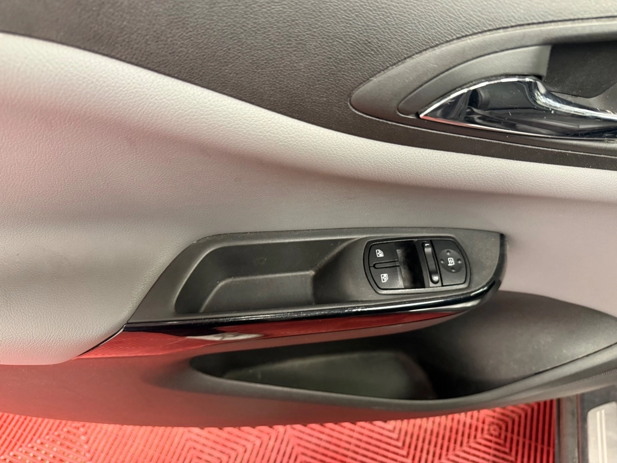 Opel Corsa - photo 18