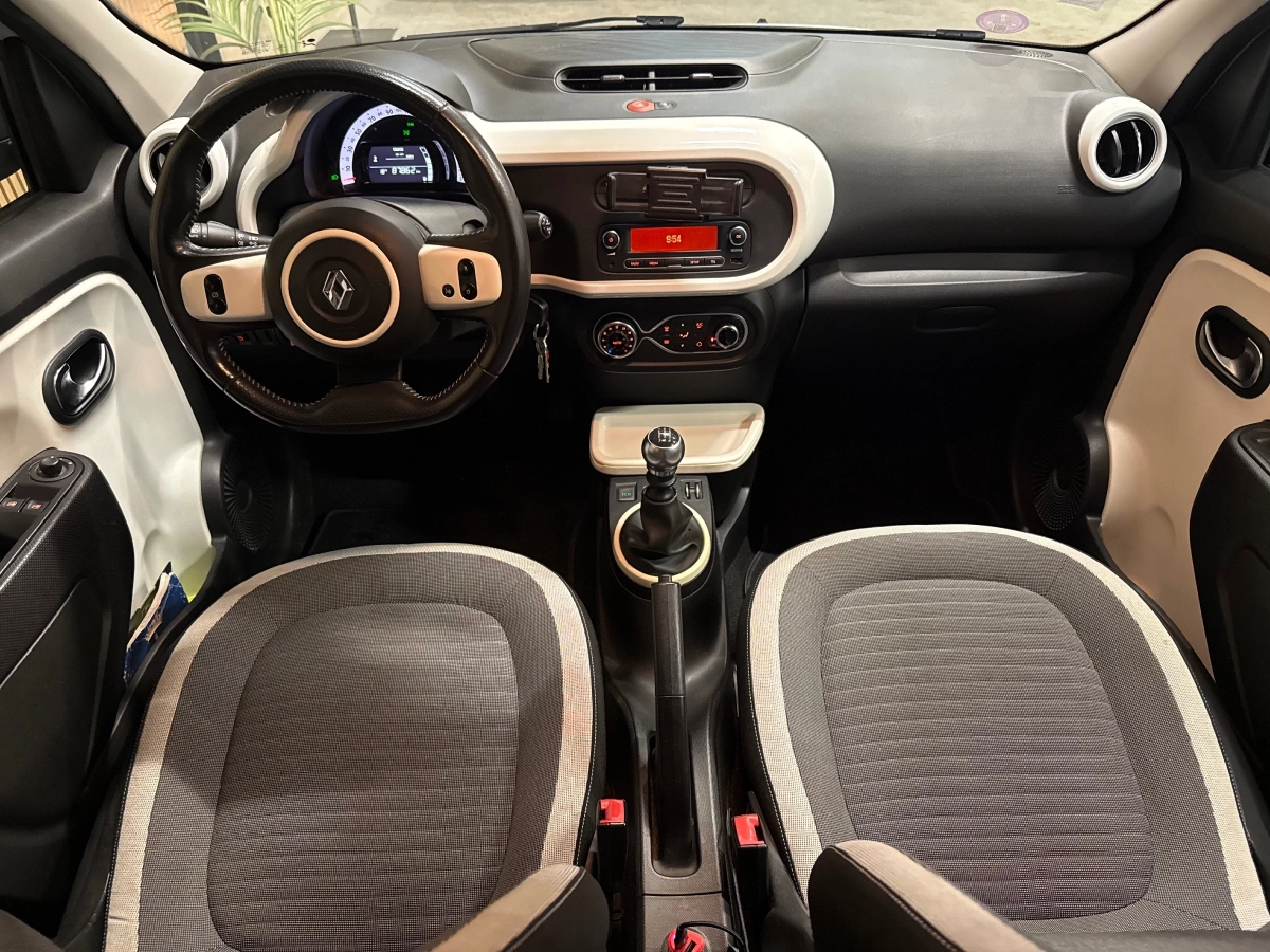 Renault Twingo - photo 9