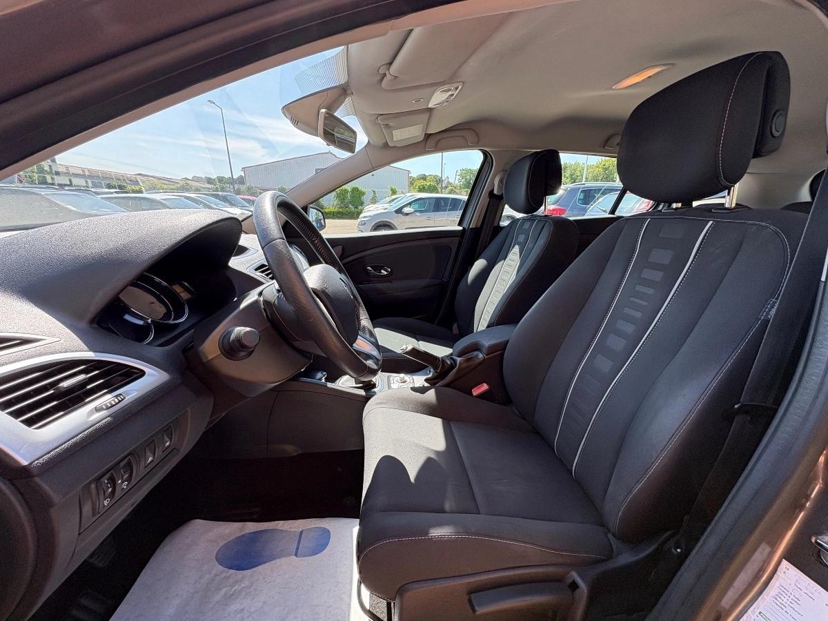 Renault Megane III ESTATE 1.5 DCI 110