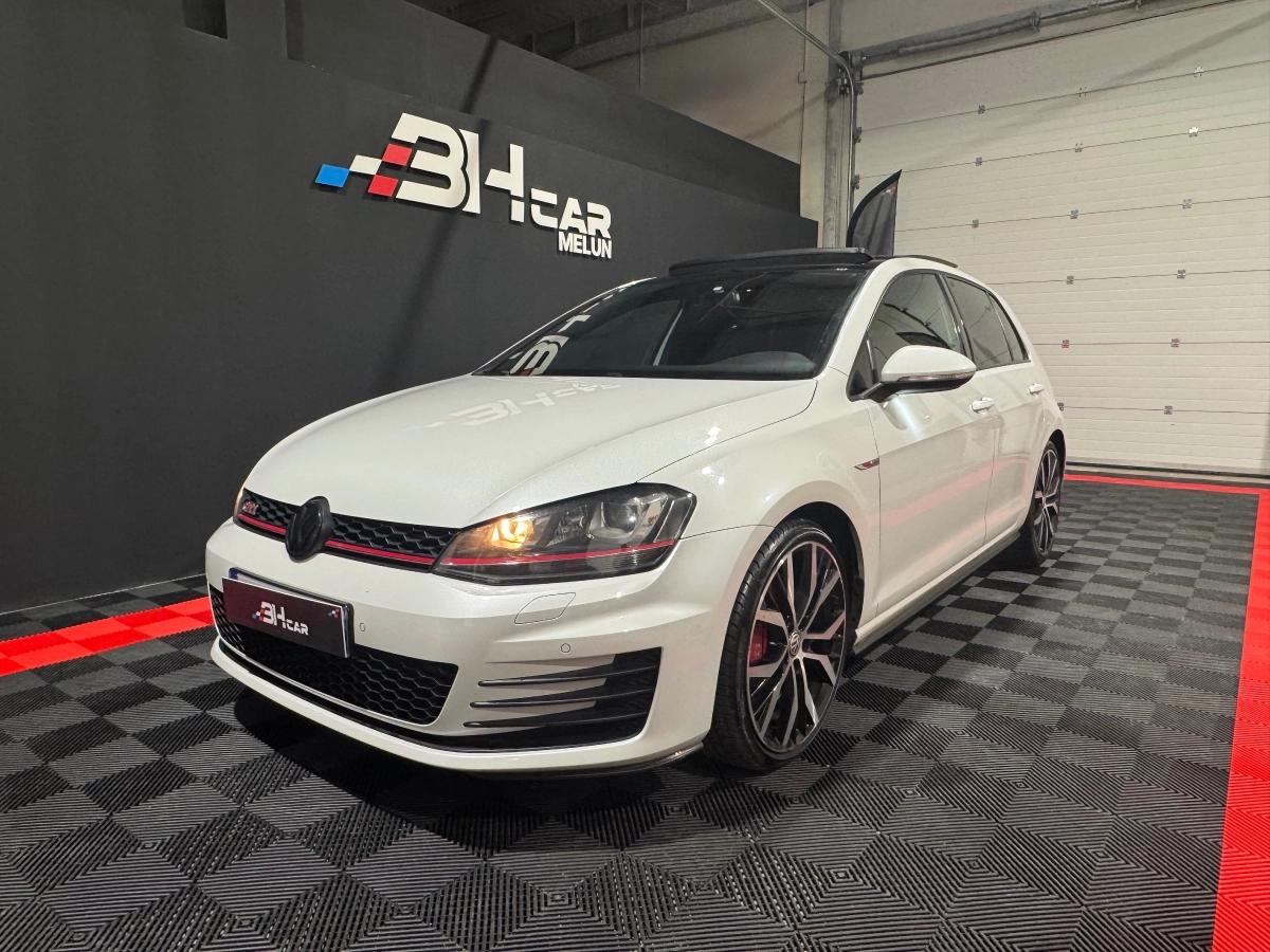 Image: Volkswagen Golf 2.0 TSI 230 BLUEMOTION GTI PERFORMANCE DSG 6