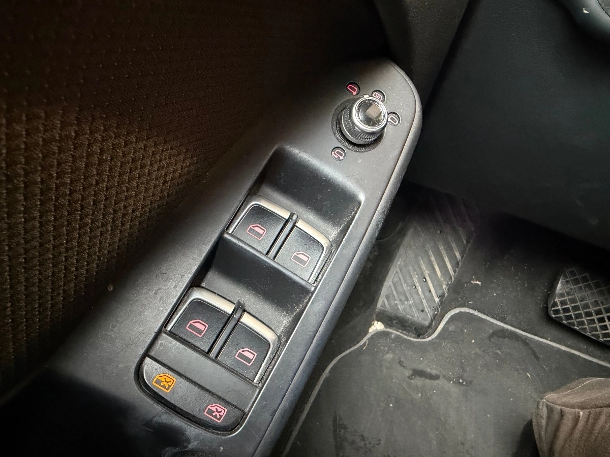 Audi A4 - photo 35