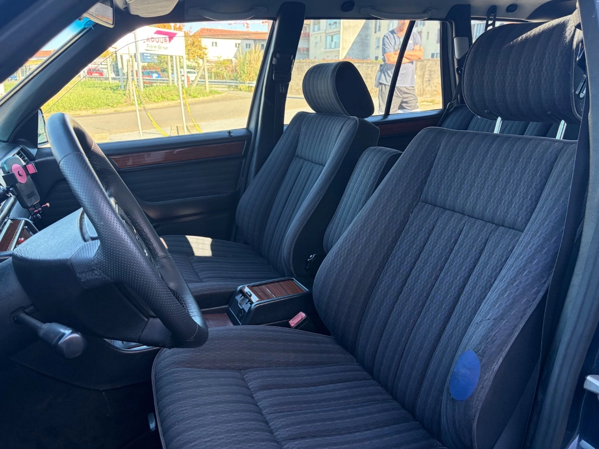 Mercedes-Benz 250D - photo 9