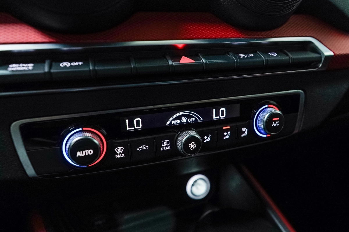 Audi Q2 - photo 23