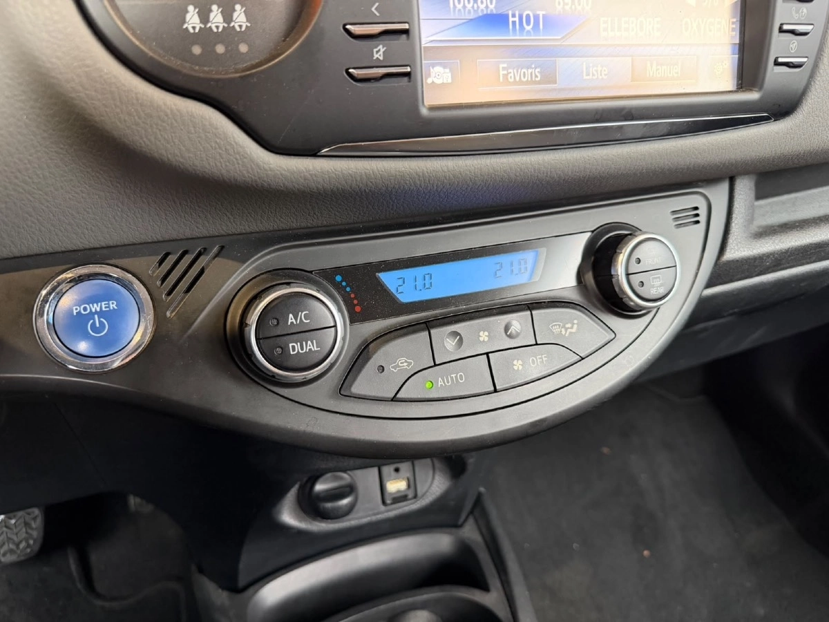 Toyota Yaris - photo 16