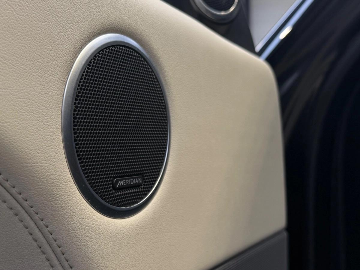 LAND ROVER RANGE ROVER SPORT MARK IV SDV8 4.4 339CV - FINITION HSE DYNAMIC - ENTRETIENS CONSTRUCTEUR