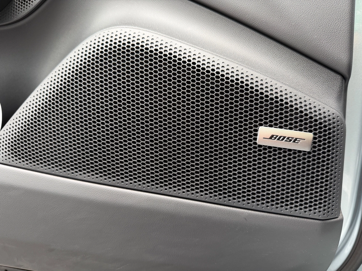 Porsche Macan - photo 18